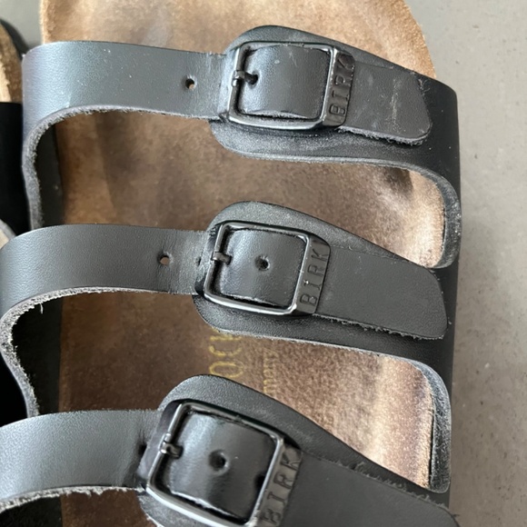 Used Birkenstock sandals size 38 - Picture 2 of 3